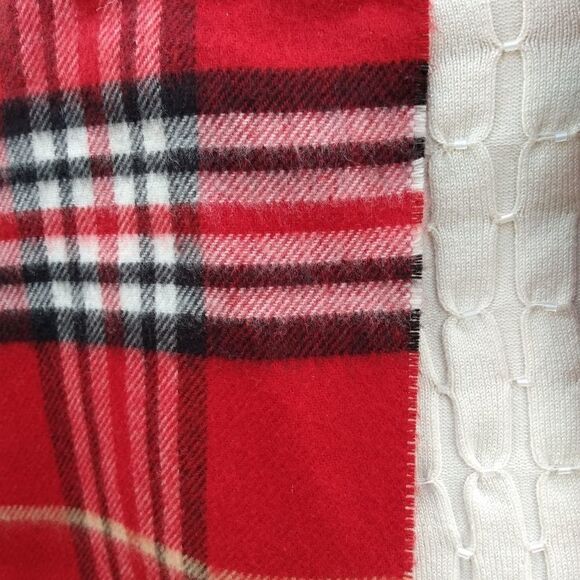 NWOT CROFT & BARROW Red, Black & White Plaid 100% Acrylic Scarf Wrap - Picture 4 of 10